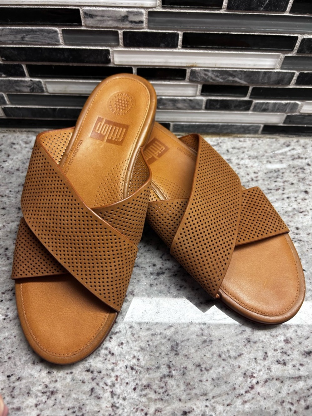 Women's Fitflop Lulu Tan Perforated Slide Sandals - size 8 NWOB